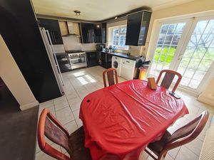 Photo 9- click for photo gallery